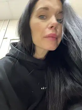 Snapshot of May_XX chatting on January 3, 10:41 am May XX online show from January 3, 10:41 am