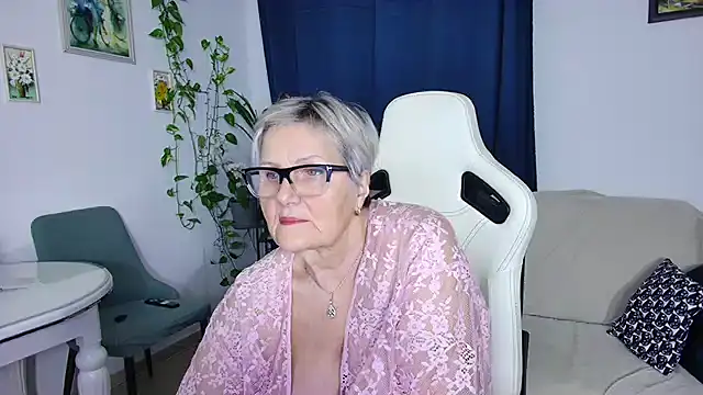 Selenna57 online show from January 16, 6:45 pm