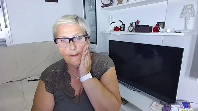 Selenna57 online show from June 7, 4:44 pm
