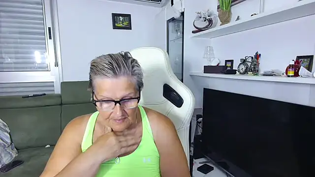 Selenna57 online show from June 18, 5:17 pm