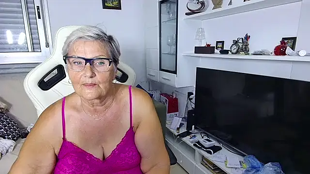 Selenna57 online show from June 21, 5:04 pm