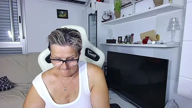 Selenna57 online show from July 2, 5:19 pm