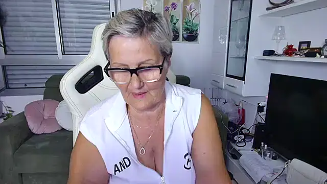 Selenna57 online show from July 28, 6:20 pm