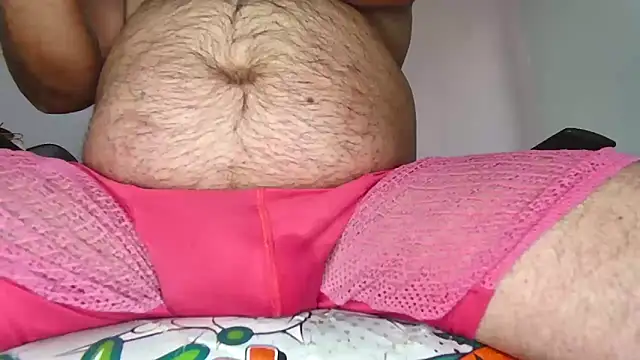 Snapshot of ChubbyLatin_ chatting on April 8, 12:49 pm ChubbyLatin online show from April 8, 12:49 pm
