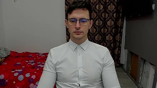 sexxymuscles4u online show from January 23, 8:15 am