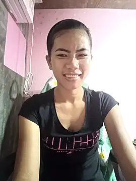 Snapshot of Cutie_body11 chatting on November 7, 11:38 pm Cutie body11 online show from November 7, 11:38 pm