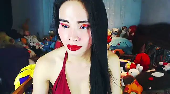 Snapshot of AsianDollLena chatting on December 8, 8:15 pm AsianDollLena online show from December 8, 8:15 pm