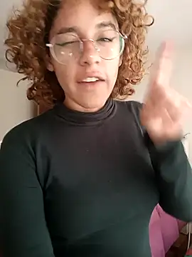 Snapshot of EmmaMelissa0521 chatting on March 10, 5:07 pm EmmaMelissa0521 online show from March 10, 5:07 pm