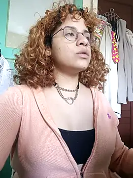 Snapshot of EmmaMelissa0521 chatting on September 28, 8:58 pm EmmaMelissa0521 online show from September 28, 8:58 pm