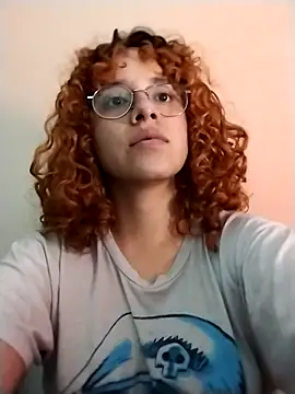 Snapshot of EmmaMelissa0521 chatting on November 24, 10:53 pm EmmaMelissa0521 online show from November 24, 10:53 pm