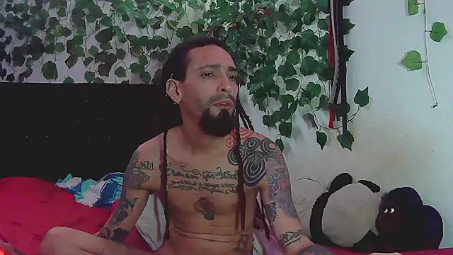 caribbeanlover1 online show from December 14, 2:45 am