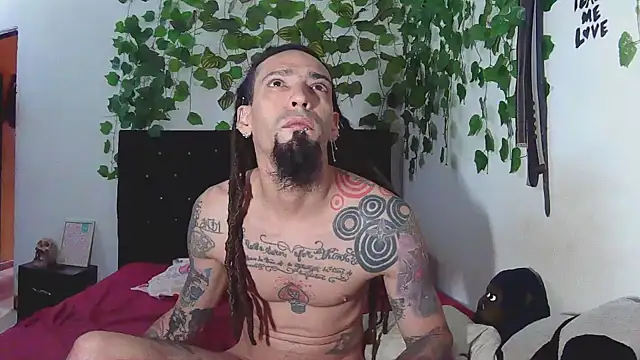 caribbeanlover1 online show from November 28, 12:41 pm