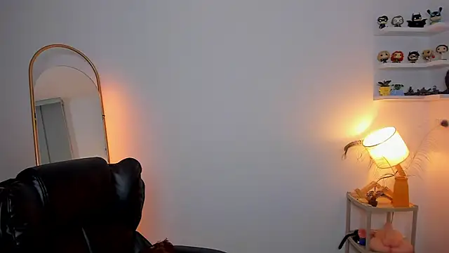 Snapshot of Cassandra_Caiin chatting on October 11, 11:20 am Cassandra Caiin online show from October 11, 11:20 am