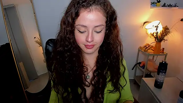 Snapshot of Cassandra_Caiin chatting on November 23, 10:48 am Cassandra Caiin online show from November 23, 10:48 am