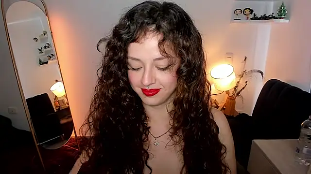 Snapshot of Cassandra_Caiin chatting on May 7, 10:04 pm Cassandra Caiin online show from May 7, 10:04 pm