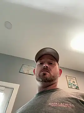 smokeymt420 online show from April 22, 7:37 pm