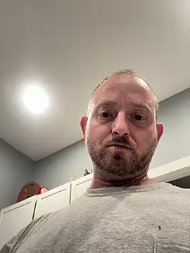 smokeymt420 online show from May 2, 6:51 am