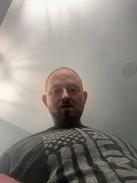 smokeymt420 online show from May 6, 7:41 pm
