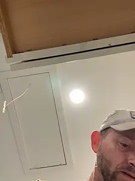 smokeymt420 online show from July 10, 9:34 am