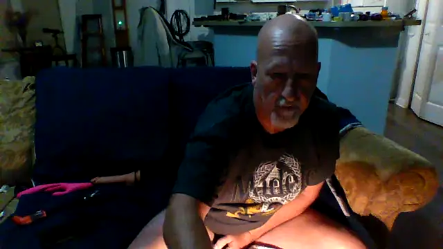 Yankeedave420 online show from January 8, 11:52 pm