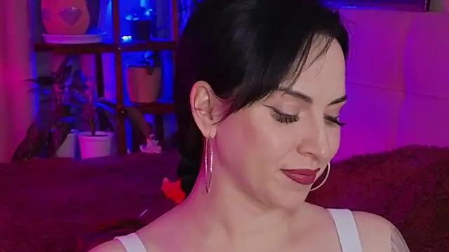 lily conor online show from November 21, 6:50 pm