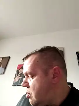 Snapshot of bigdicksperm83 chatting on February 21, 8:15 am bigdicksperm83 online show from February 21, 8:15 am