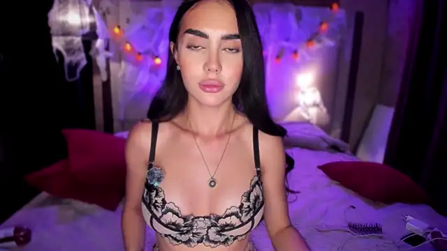 Snapshot of Lil_Gabby chatting on October 25, 6:46 pm Lil Gabby online show from October 25, 6:46 pm