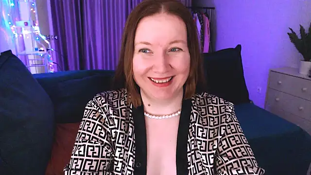GoddessLara online show from February 21, 5:13 am