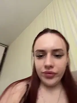 Snapshot of Lisaaan chatting on February 27, 7:52 am Lisaaan online show from February 27, 7:52 am