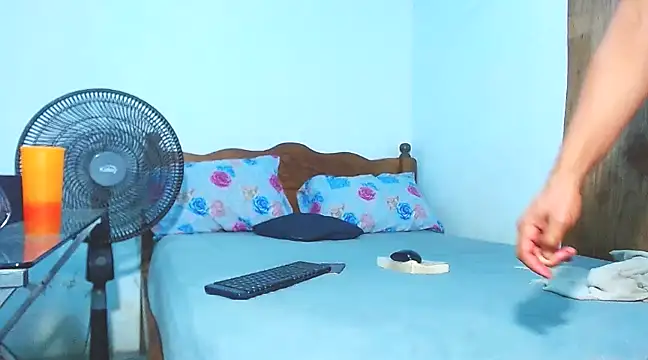 cositarrica xxx online show from February 12, 12:58 am