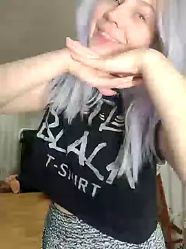 Snapshot of ScarletCallings420 chatting on January 18, 8:41 am ScarletCallings420 online show from January 18, 8:41 am