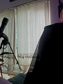 Snapshot of ScarletCallings420 chatting on February 23, 9:59 pm ScarletCallings420 online show from February 23, 9:59 pm