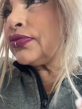 scarlett sexx69 online show from September 26, 6:45 pm