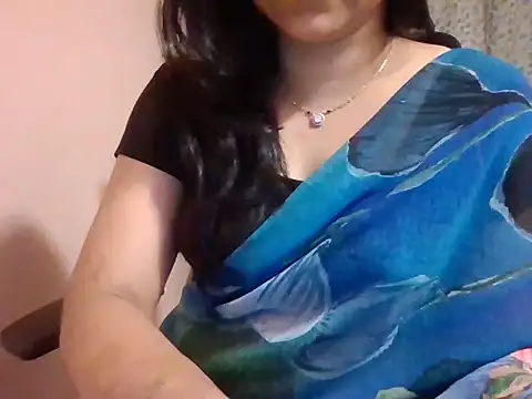 Snapshot of Pinky_4 chatting on December 24, 12:55 pm Pinky 4 online show from December 24, 12:55 pm