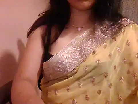 Snapshot of Pinky_4 chatting on January 3, 4:16 pm Pinky 4 online show from January 3, 4:16 pm