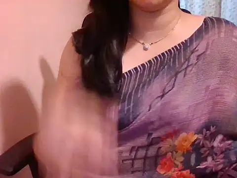 Snapshot of Pinky_4 chatting on January 7, 4:18 am Pinky 4 online show from January 7, 4:18 am