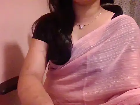 Snapshot of Pinky_4 chatting on January 17, 5:51 pm Pinky 4 online show from January 17, 5:51 pm