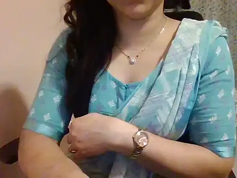Snapshot of Pinky_4 chatting on January 22, 5:38 pm Pinky 4 online show from January 22, 5:38 pm