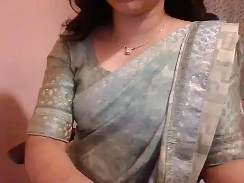 Snapshot of Pinky_4 chatting on January 23, 5:42 pm Pinky 4 online show from January 23, 5:42 pm