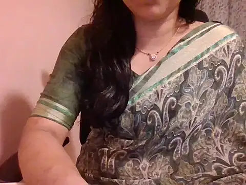 Snapshot of Pinky_4 chatting on February 7, 5:51 pm Pinky 4 online show from February 7, 5:51 pm