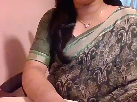 Snapshot of Pinky_4 chatting on February 8, 9:56 am Pinky 4 online show from February 8, 9:56 am