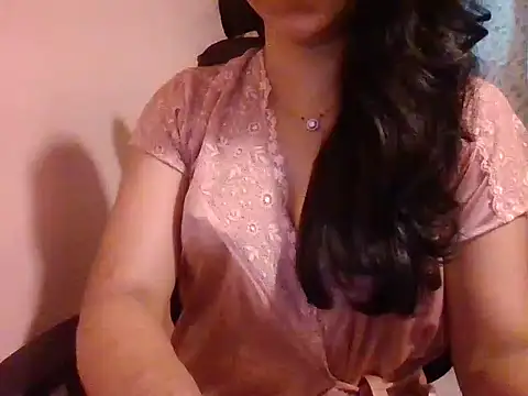 Snapshot of Pinky_4 chatting on February 15, 4:14 am Pinky 4 online show from February 15, 4:14 am