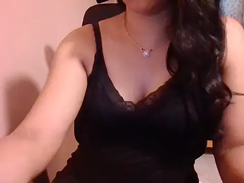 Snapshot of Pinky_4 chatting on February 23, 3:24 am Pinky 4 online show from February 23, 3:24 am
