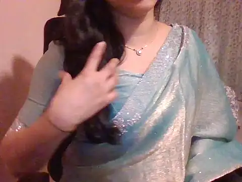 Snapshot of Pinky_4 chatting on March 12, 11:44 pm Pinky 4 online show from March 12, 11:44 pm