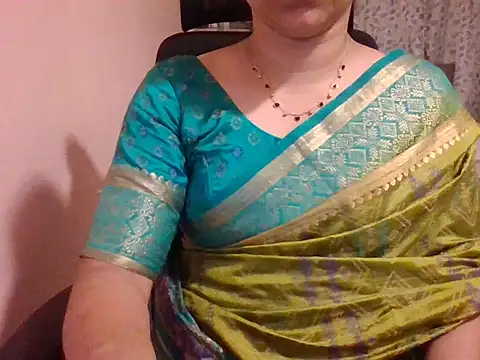 Snapshot of Pinky_4 chatting on September 13, 11:48 pm Pinky 4 online show from September 13, 11:48 pm