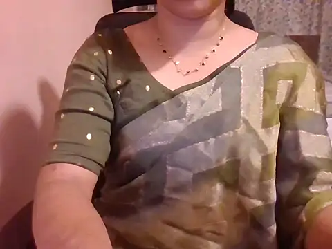 Pinky 4 online show from September 26, 7:51 pm