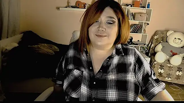 Snapshot of Vi-Vixen chatting on December 17, 7:04 pm Vi-Vixen online show from December 17, 7:04 pm