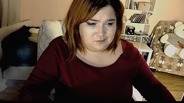 Snapshot of Vi-Vixen chatting on December 19, 8:44 pm Vi-Vixen online show from December 19, 8:44 pm