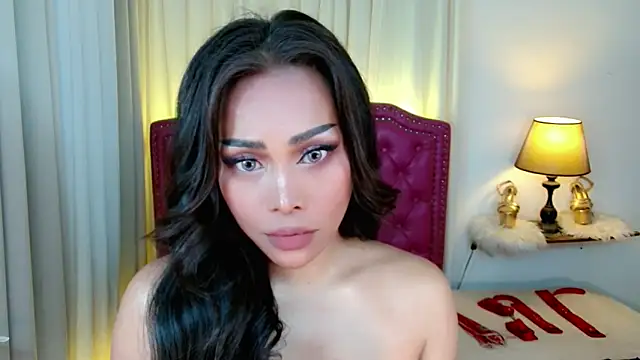 DreamLADYBOY online show from May 21, 5:42 pm