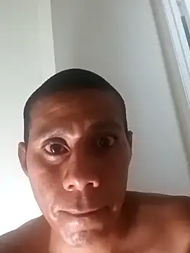 Snapshot of BIG-CkD_F chatting on October 18, 1:30 am BIG-CkD F online show from October 18, 1:30 am